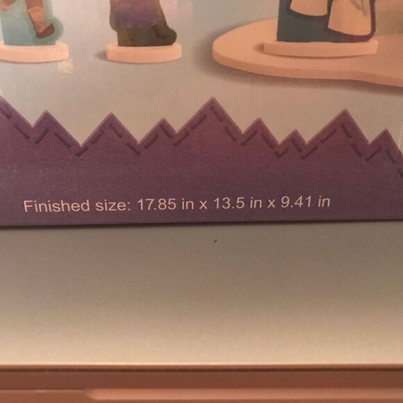 Disney Family Crafts Elsa’s Ice Palace - Picture 4 of 7